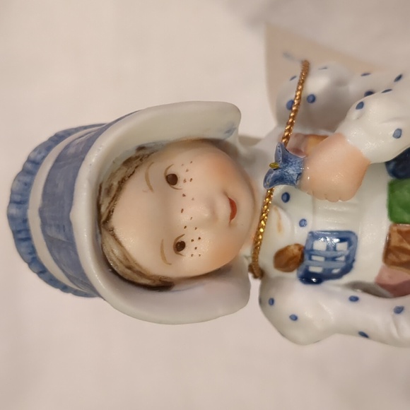 Holly Hobbie Figurine Blue Girl Cat Hand Painted Prairie Tabby Porcelain Vtg 70s - Picture 5 of 14